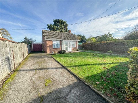View Full Details for South Pine, Main Road, Henley, Ipswich