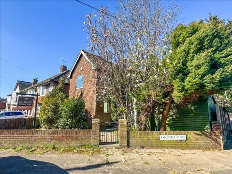 View Full Details for Parliament Road, Ipswich